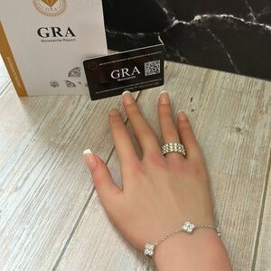 New 2.4 CT moissanite Round Brilliant bracelet